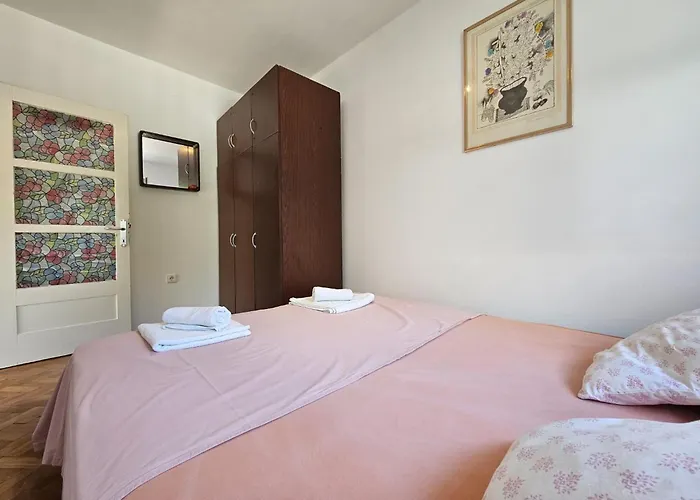 Appartement Magdica By Interhome Malinska